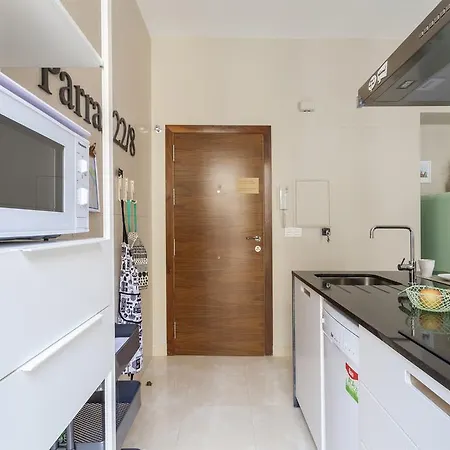 Apartamento Vintage Con Balcones