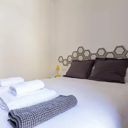 Apartamento Vintage Con Balcones Apartment *