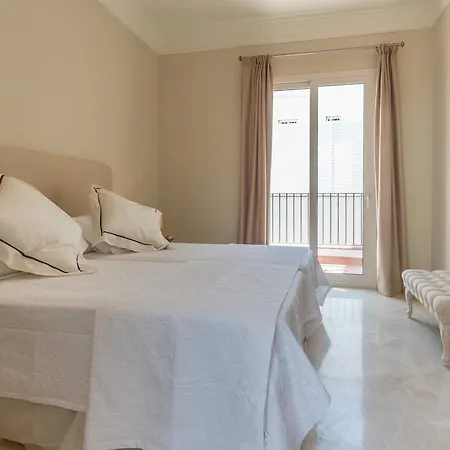 Lägenhet Puerta Principe Luxury Sevilla