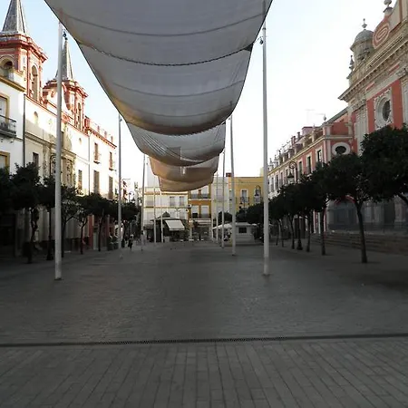 Centro Plaza Salvador, Wifi Free& Parking Opcional * Seville