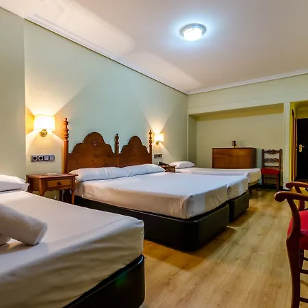 Hotel Virgen De Los Reyes Sevilla