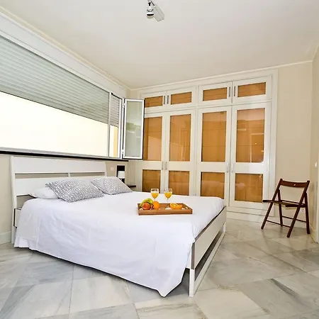 Hotel At Centro *