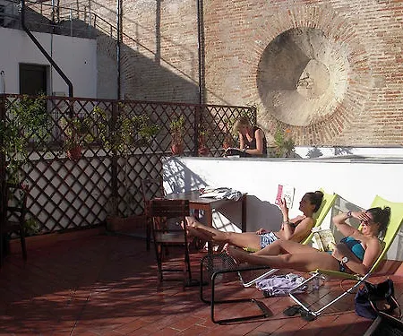 Joy Setas Coworking Albergue Sevilha