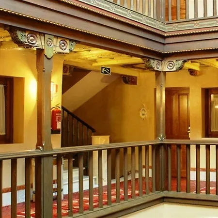 Sacristia De Santa Ana Hotel