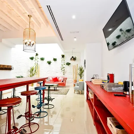 The Zentral Arenal * إشبيلية