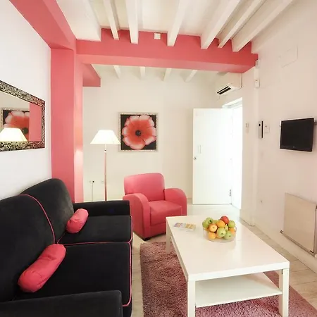 Apartment Singular Relator