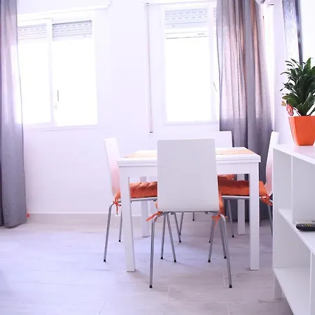 Apartment Orange Triana Centro *
