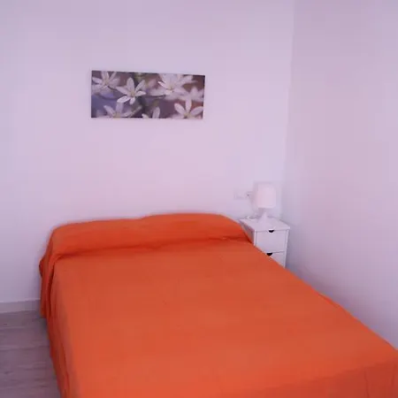 Orange Triana Centro Apartment Seville