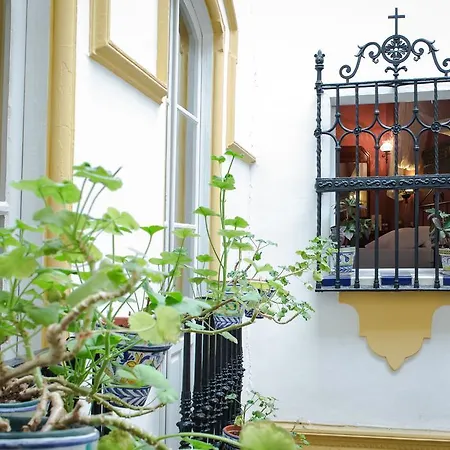 Abanico Casa Palacio 3* סביליה