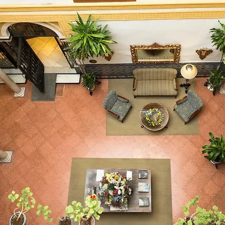 Abanico Casa Palacio מלון