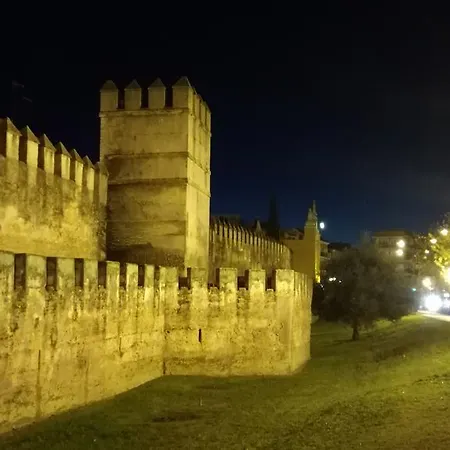 Romantic With Free Parking * Seville