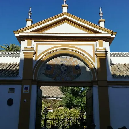 Romantic With Free Parking * Seville