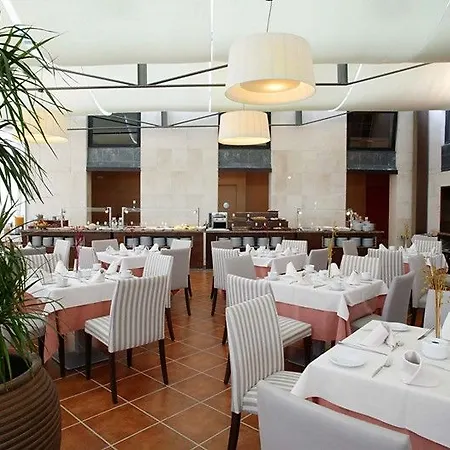 M.a. Congresos Hotel 4*