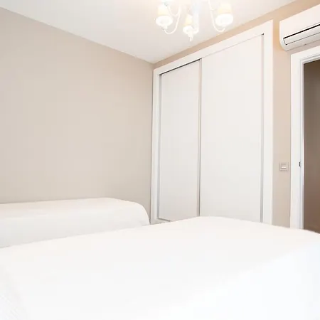 Apartment Ole Pureza Terraza Seville