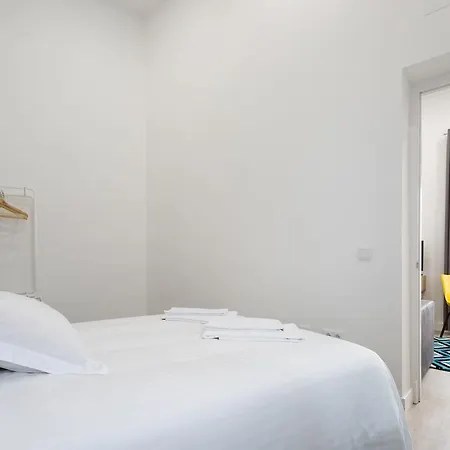 Cool Space Apartment *
