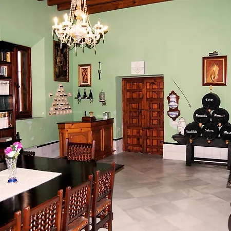 Casa Palacio Siglo Xviii * Sevilla