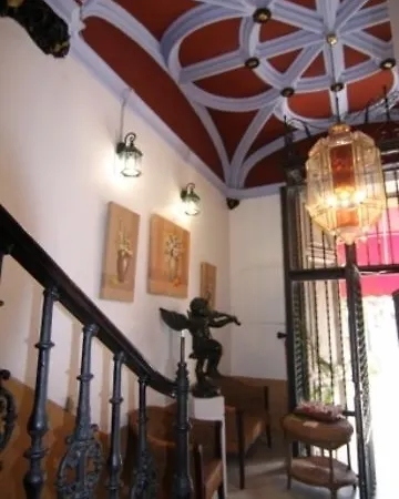 Guest house Dalis 2*