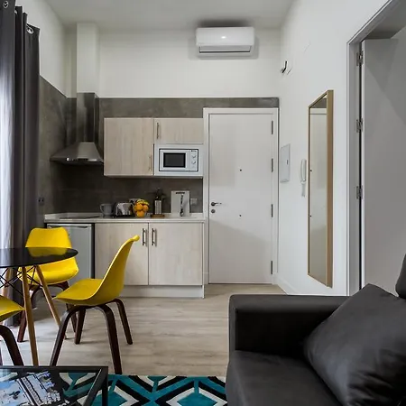 Cool Space Apartment *