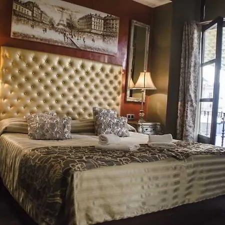 Palace 3*