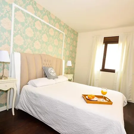Apartment The Zentral Museo Seville