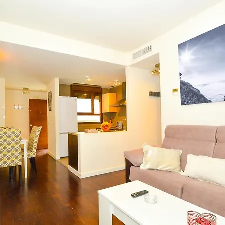 The Zentral Museo Apartment Seville