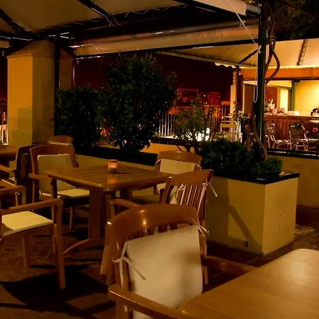 Don Paco Hotel 3*