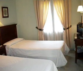 Dona Blanca Hotel