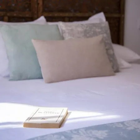 Guest house Lukanda Arenal 3*
