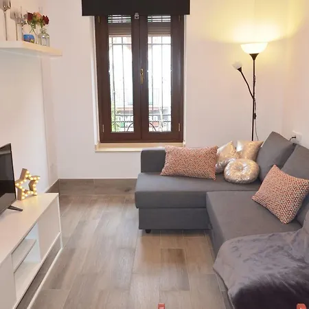 San Jacinto Apartment