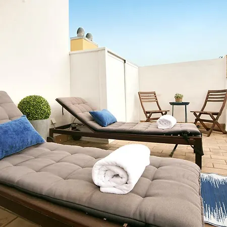 Singular Peral Apartment Seville