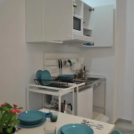 Triana Pelay Apartment *