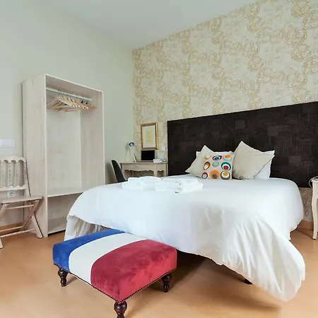 Apartment Hostly Acetres 1a Loft In Center, Comunal Terrace, Fibre,parking Optional