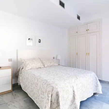 Apartment Aparbel Encarnacion - Jeronimo Hernandez *