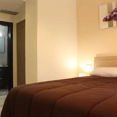 Triana Bridge Apartment *