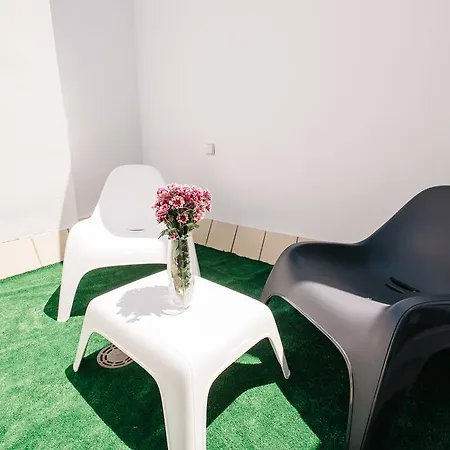 Apartment Hostly Acetres 2a-penthouse In Center-fibre-parking Opt