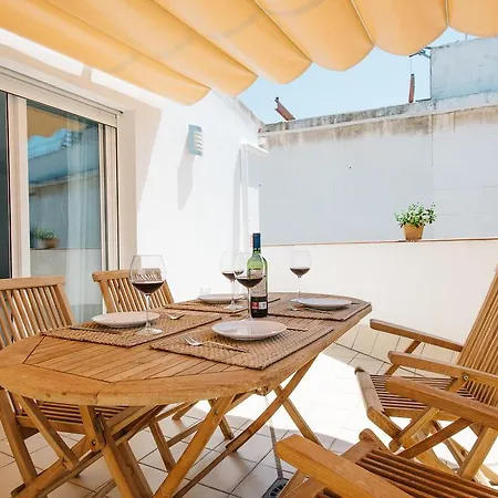 Hostly Acetres 2a-penthouse In Center-fibre-parking Opt Apartment *