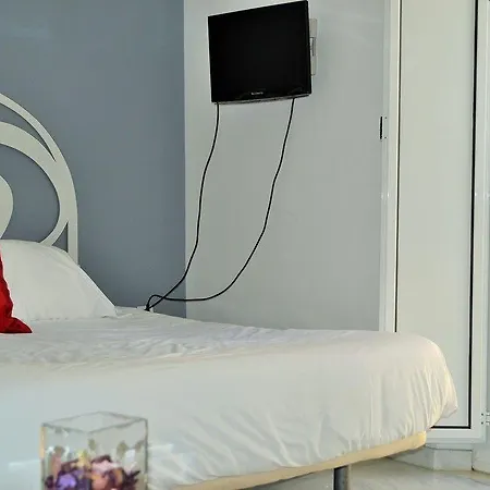 Mariano De Cavia Apartment Seville