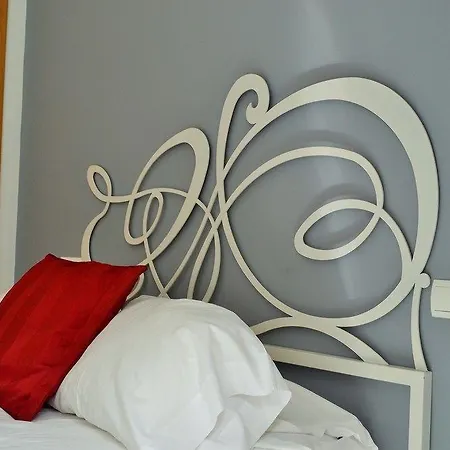 Mariano De Cavia Apartment Seville