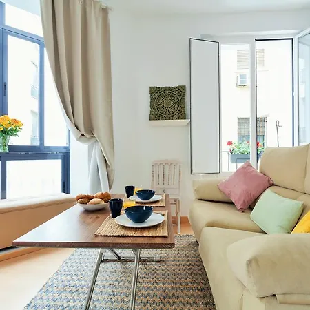 Apartamento Hostly Acetres 1a Loft In Center, Comunal Terrace, Fibre,parking Optional *
