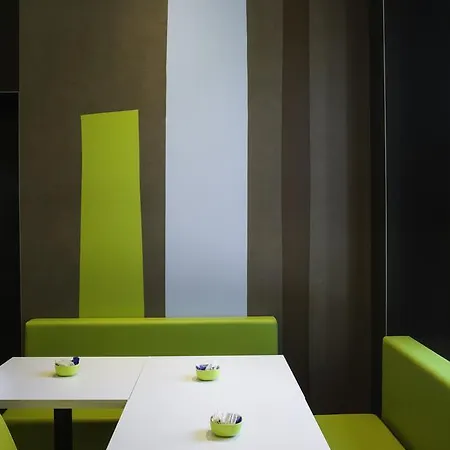 Ibis Budget Aeropuerto Siviglia