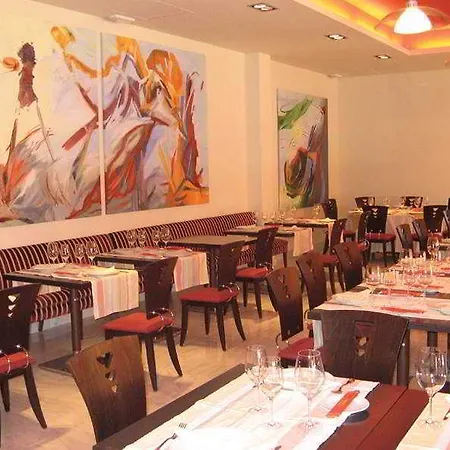 Lux Sevilla * Bormujos