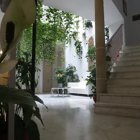 Hotel Un Patio Al Sur