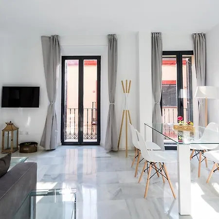 San Bernardo Apartment Seville