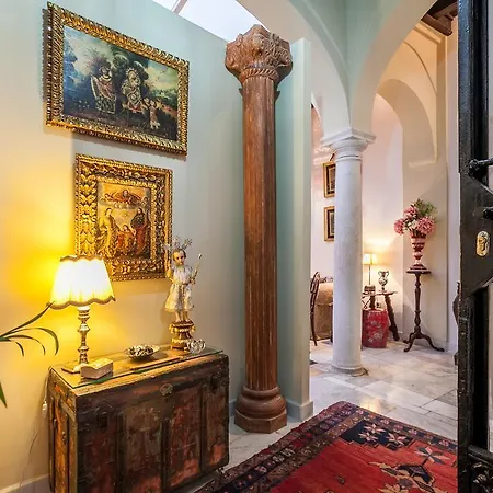 Casa Senorial En Centro,calle Marmoles * Seville