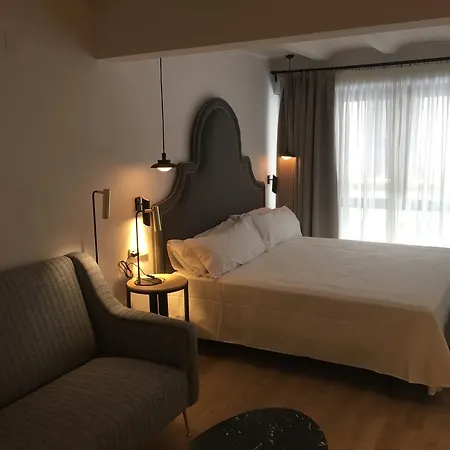 Hom Sevilla Siviglia