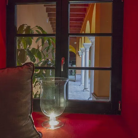 Hotel Casa Del Poeta