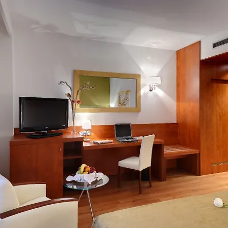 Monte Triana Hotel Sevilla