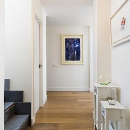 Genteel Santa Cruz Apartment Seville