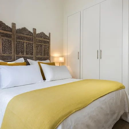 Genteel Santa Cruz Seville