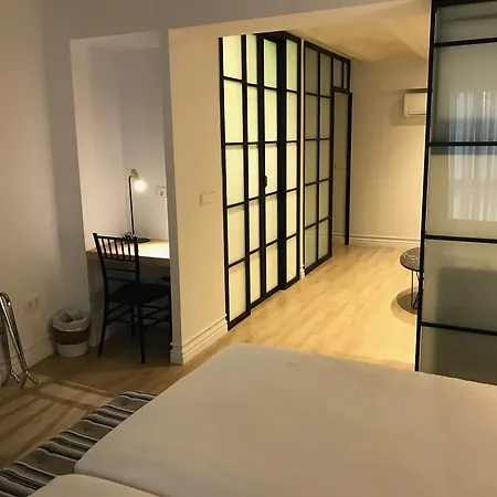Apartment Hom *